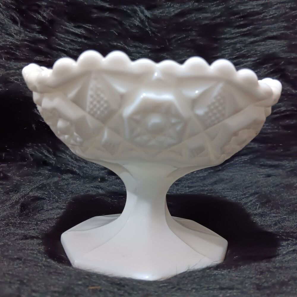 Milk Glass Footed Nut/candy dish - Picture 1 of 4